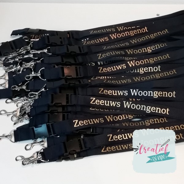 keycord zeeuwsWoongenot, keycord navy blauw, keycord bedrukt, lanyard met naam, neklint met naam, sleutelkoord met naam