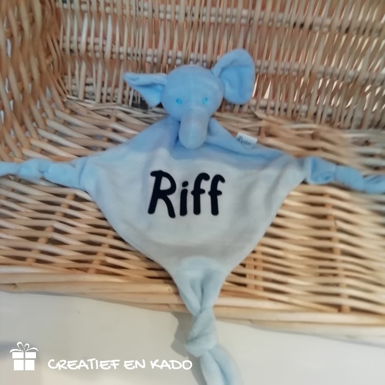 knuffeldoek met naam, tutdoek met naam, knuffeldoek Lars