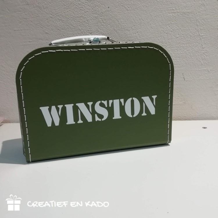 kinderkoffertje met naam, kinderkoffertje olijfgroen, kraamcadeau met naam, Winston