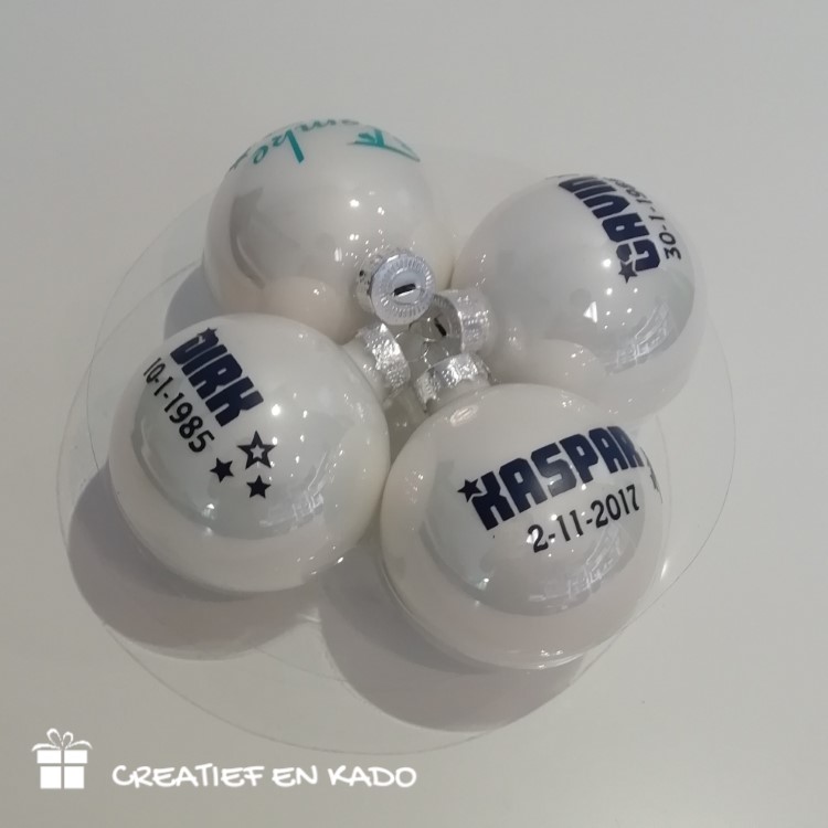 kerstballen naam en geboorte datum jongen