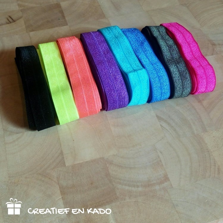 sos bandje, armbandje met naam, elastisch naambandje