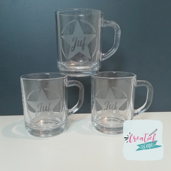 theeglas juf geëtst