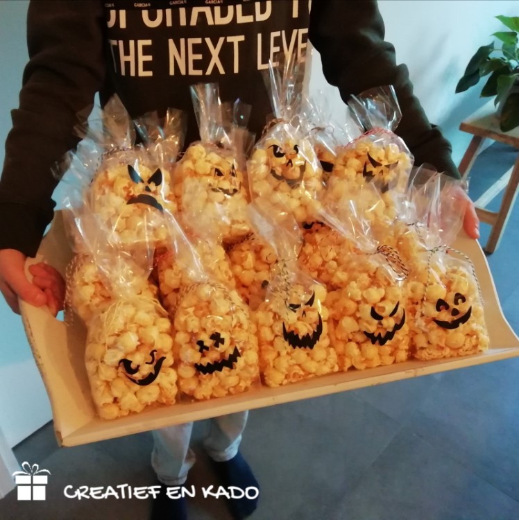 traktatie halloween, popcorn traktatie, griezel traktatie