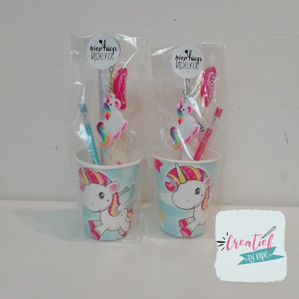eenhoorn traktatie in beker, unicorn traktatie, meiden traktatie, complete traktatie
