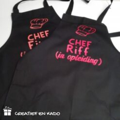 kinderschort met naam, keukenschort chef in opleiding, keukenschort zwart