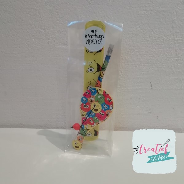 lachgezicht tapbal traktatie geel