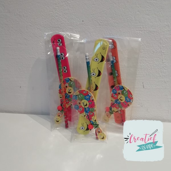 lachgezicht tapbal traktatie, complete traktatie