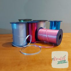 krullint effen gekleurd, cadeaulint, kadolint