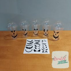 Halloween griezel traktatie in transparante beker