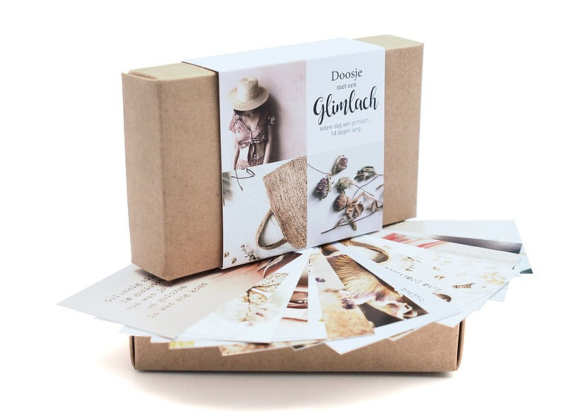 doosje minikaartjes glimlach positive life, doosje met een glimlach, minikaartjes in kadodoosje