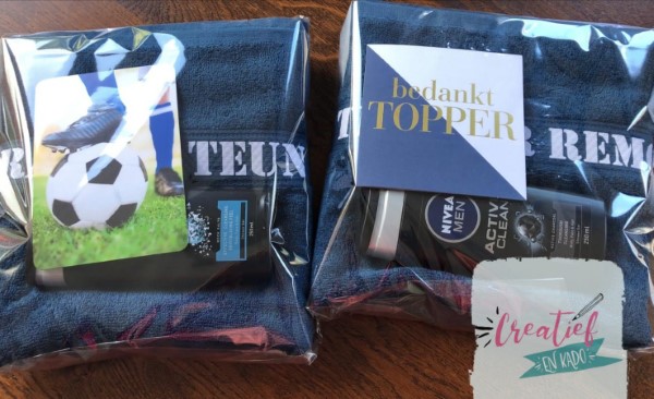 handdoek met naam, voetbal handdoek, cadeau trainer
