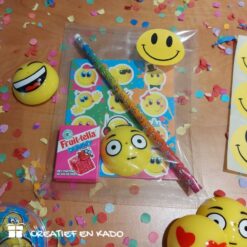 leuke smiley stickervel traktatie om te trakteren op school