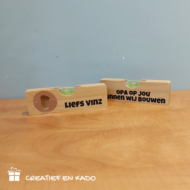 houten waterpas flesopener, kado man, kado voor hem, Vaderdag, kado papa
