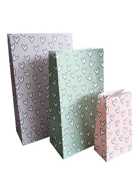 kadozakjes hartjes voor jou, blokbodemzakjes, inpakken, hartjes papier
