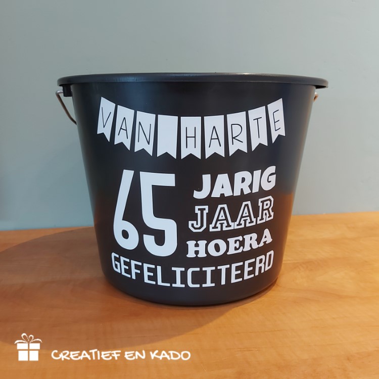 verjaardagsemmer 65, kado 65 jaar, kado verjaardag, kadopakket, bierpakket, kado man