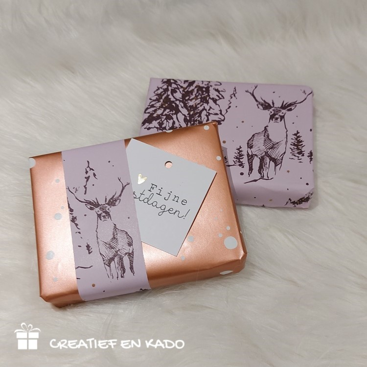 inpakpapier reindeer forest, inpakken kerstmis, inpakinspiratie, kadolabel fijne feestdagen, printje van de week