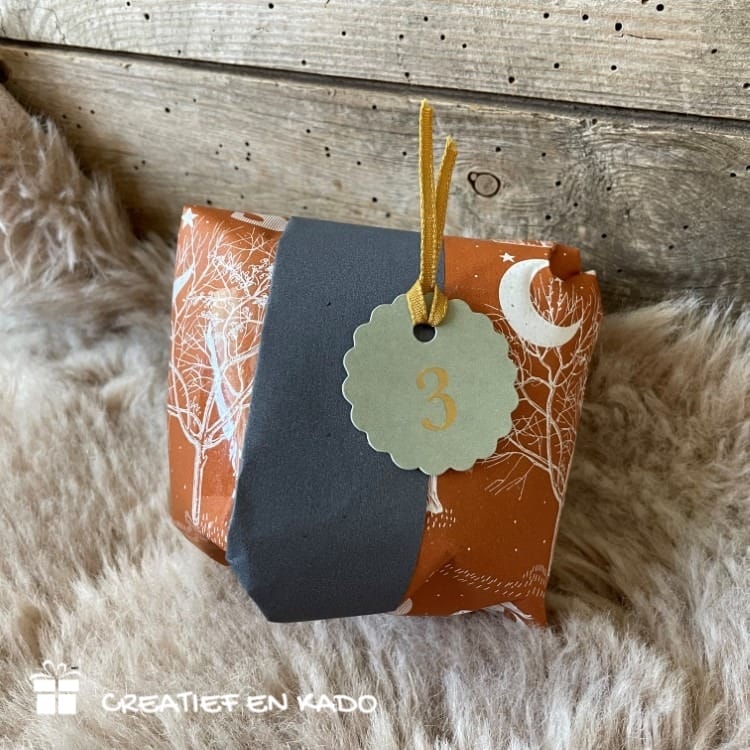 inpakpapier sint vintage, inpakken sinterklaas, inpakinspiratie