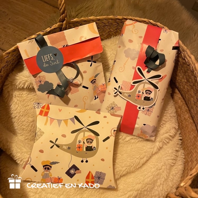 inpakpapier pakjes speurtocht, kadopapier Sinterklaas, kadozakje Sinterklaas, gondeldoosje Sinterklaas, inpakken, inpakinspiratie