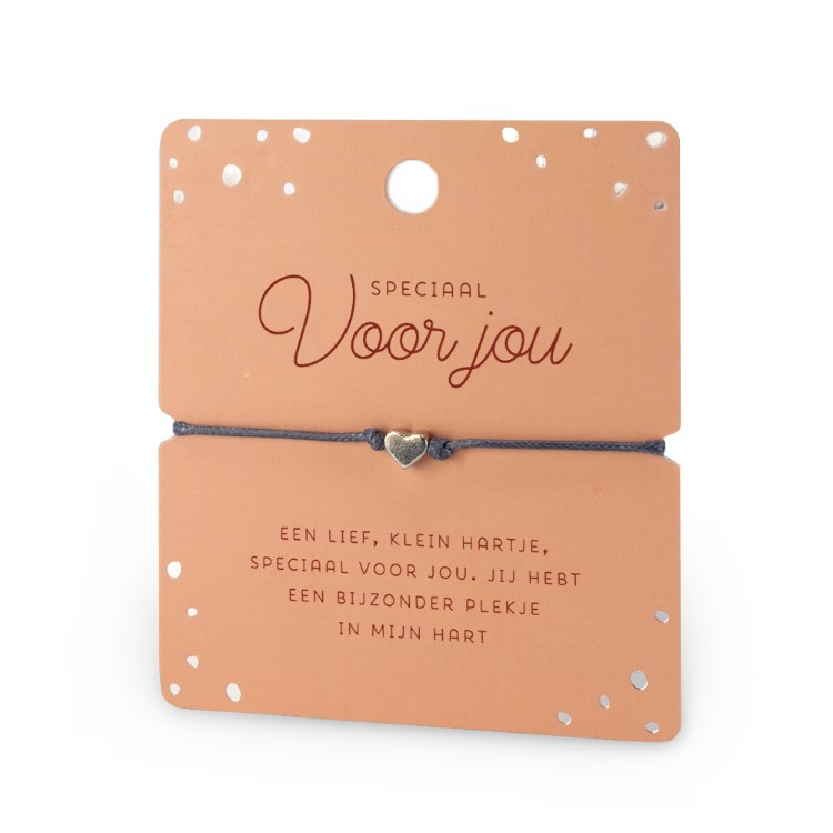 hart armband speciaal voor jou, ik heb je lief armbandje, kado vriendschap, Speciaal voor jou. Een lief, klein hartje, speciaal voor jou. Jij hebt een bijzonder plekje in mijn hart.