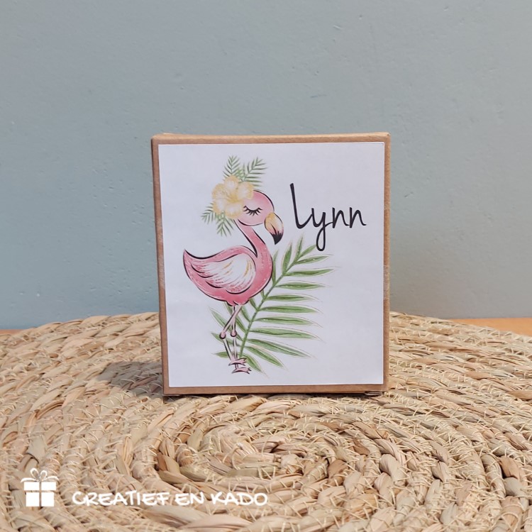traktatie stickers flamingo met naam en leeftijd, flamingo stickers, naam traktatie, stoepkrijt traktatie, meiden traktatie