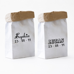 2x paperbag naam en geboortedatum